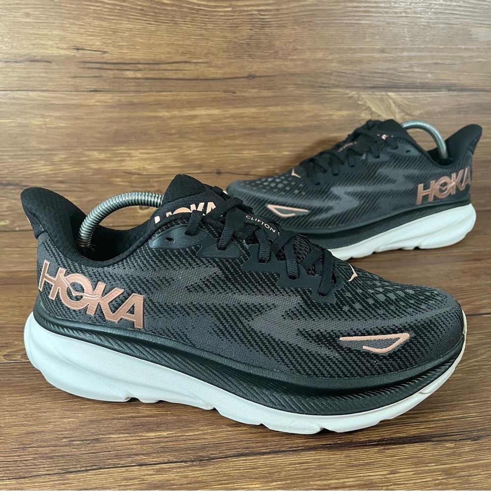 Hoka Clifton 9 Running Shoes Women’s Size 10 Athletic Sneakers